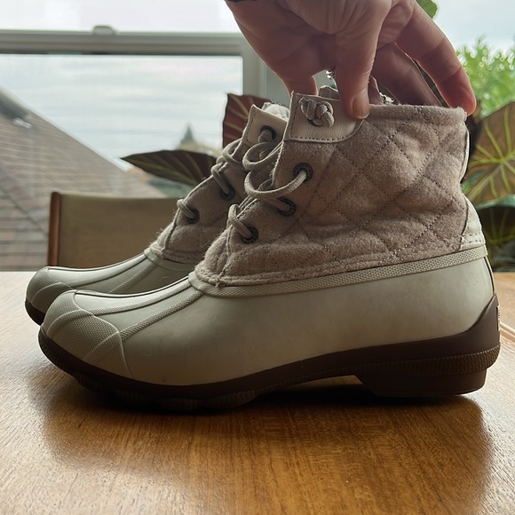 Insulated Sperry quilted waterproof duck boots side zipper Women’s size 8 - Picture 2 of 6